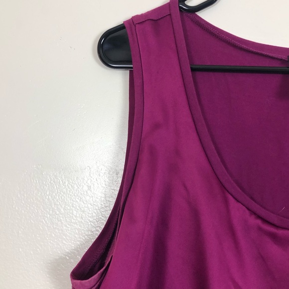 ✨Ann Taylor Ruffle Tank Top✨ - Picture 3 of 5